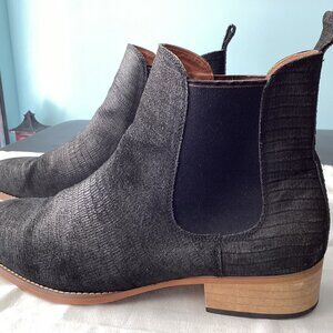 Steve Madden reptile embossed leather Chelsea Boots size 13